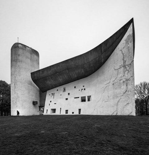 Chapel 'Notre Dame du Haut', Rondchamp, France (1955)